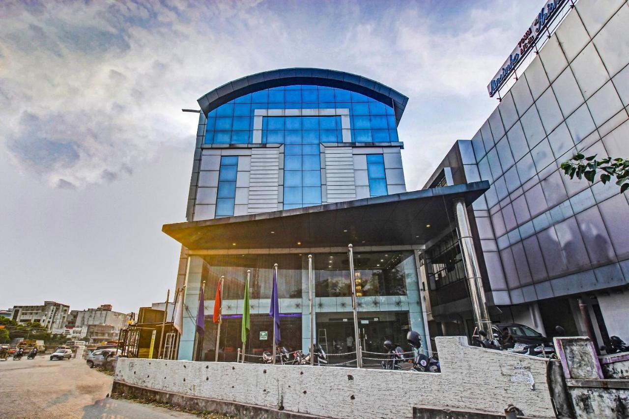 Oyo Townhouse 707 Grand Krishna Hotel Hyderabad Exterior foto